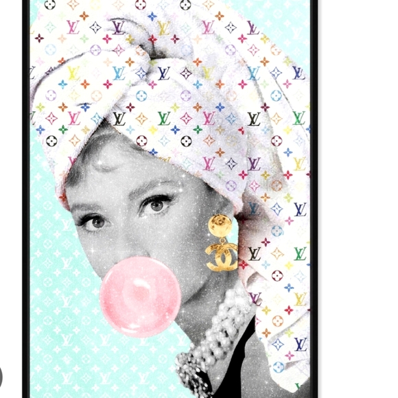 Like to be notified when I go live Luxury Designer Shows - Picture 5 of 15